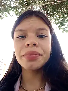 Snapshot of Violeta_12- chatting on 02/19/25, 06:21 Violeta 12- online show from 02/19/25, 06:21