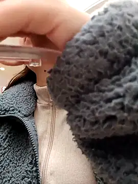 Snapshot of Violeta_12- chatting on 03/11/25, 07:58 Violeta 12- online show from 03/11/25, 07:58