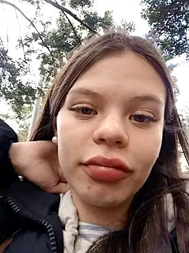 Snapshot of Violeta_12- chatting on 03/17/25, 07:26 Violeta 12- online show from 03/17/25, 07:26