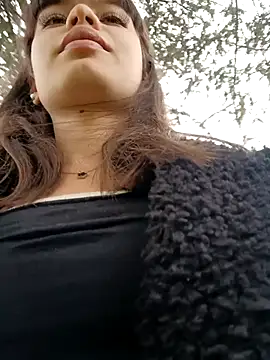 Snapshot of Violeta_12- chatting on 09/23/25, 06:33 Violeta 12- online show from 09/23/25, 06:33