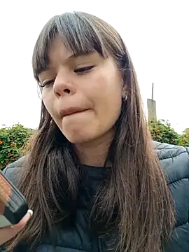 Snapshot of Violeta_12- chatting on 10/05/25, 02:59 Violeta 12- online show from 10/05/25, 02:59