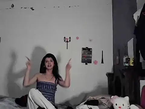 Snapshot of _jessica_rabbit chatting on 12/08/24, 04:35 jessica rabbit online show from 12/08/24, 04:35