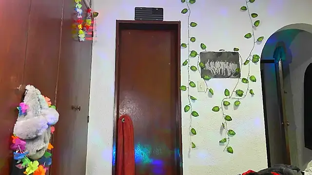Snapshot of _jessica_rabbit chatting on 07/05/26, 05:47 jessica rabbit online show from 07/05/26, 05:47