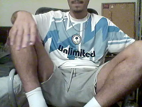 Snapshot of meowwboy chatting on 11/10/25, 08:30 meowwboy online show from 11/10/25, 08:30