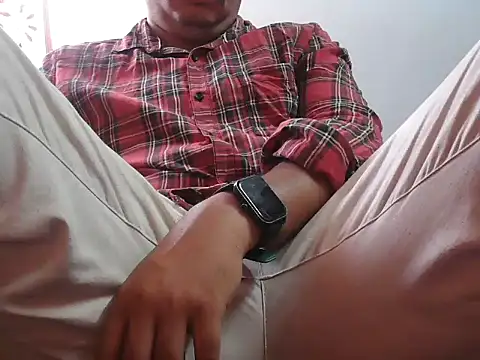 naughtymike0007 online show from 04/14/26, 06:08