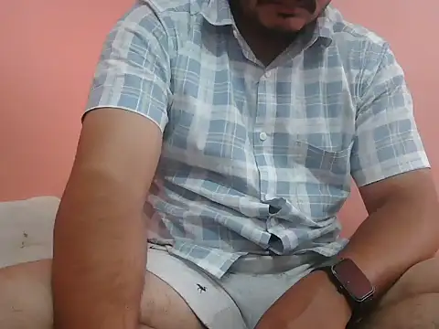 naughtymike0007 online show from 07/05/26, 05:03