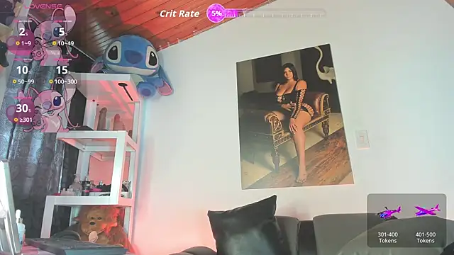 Snapshot of AdelaMorales12 chatting on 04/13/26, 08:25 AdelaMorales12 online show from 04/13/26, 08:25