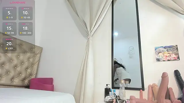 Snapshot of Alessiiaa_ chatting on 02/21/26, 02:29 Alessiiaa online show from 02/21/26, 02:29