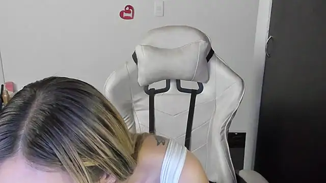 Andreina Suann online show from 01/28/25, 02:42