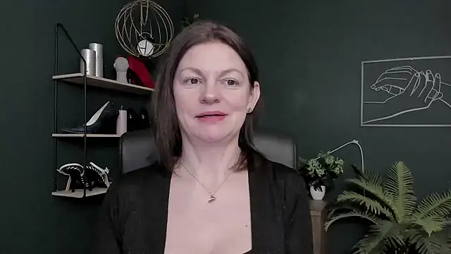 VivianWILD online show from 02/12/26, 07:03