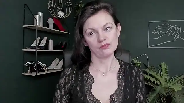 VivianWILD online show from 02/27/26, 07:30