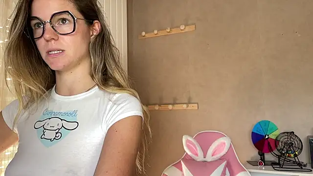 lucie mehott online show from 09/27/25, 09:14