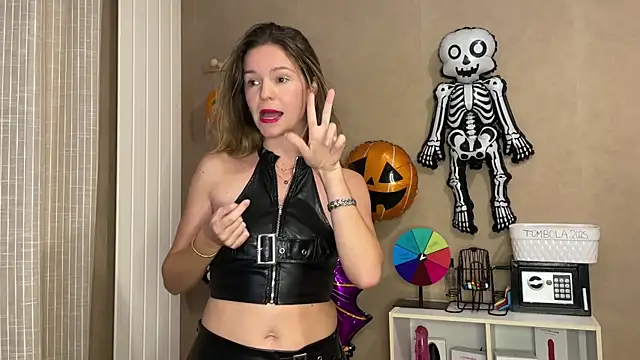 lucie mehott online show from 10/10/25, 06:18