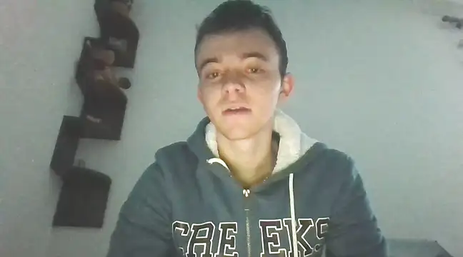 Snapshot of affamebi chatting on 12/23/24, 03:44 affamebi online show from 12/23/24, 03:44