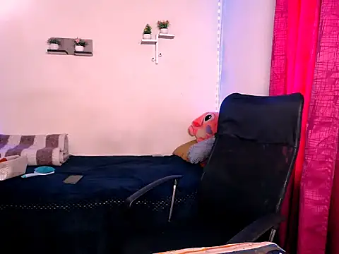 Snapshot of Verushka_Stanford chatting on 02/28/26, 07:48 Verushka Stanford online show from 02/28/26, 07:48