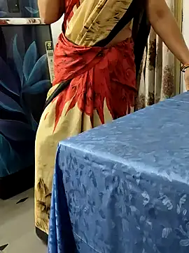 Januhot18 online show from 12/18/24, 11:13