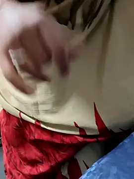 Januhot18 online show from 12/18/24, 08:25