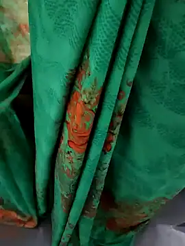 Januhot18 online show from 12/20/24, 11:21