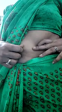 Januhot18 online show from 12/24/24, 06:00