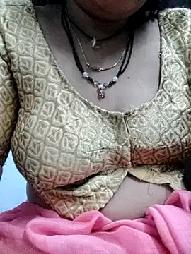 Januhot18 online show from 12/30/24, 07:00