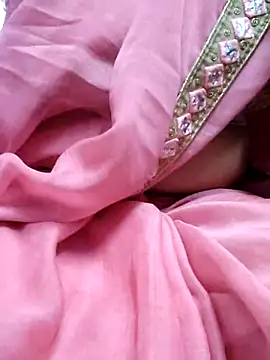 Januhot18 online show from 12/31/24, 07:42