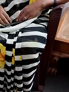 Januhot18 online show from 01/22/25, 11:34