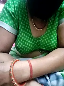 Januhot18 online show from 02/16/25, 08:43