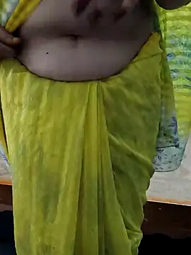 Januhot18 online show from 02/17/25, 06:09