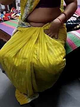 Januhot18 online show from 02/17/25, 06:59