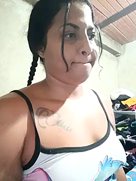 Snapshot of Giselabrunette25 chatting on 11/02/25, 09:50 Giselabrunette25 online show from 11/02/25, 09:50