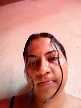 Snapshot of Giselabrunette25 chatting on 11/10/25, 02:49 Giselabrunette25 online show from 11/10/25, 02:49