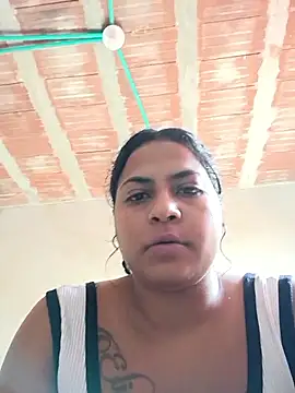 Snapshot of Giselabrunette25 chatting on 11/29/25, 02:31 Giselabrunette25 online show from 11/29/25, 02:31