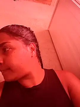 Giselabrunette25 online show from 02/04/26, 03:18