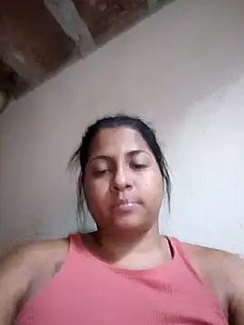 Giselabrunette25 online show from 04/09/26, 10:15