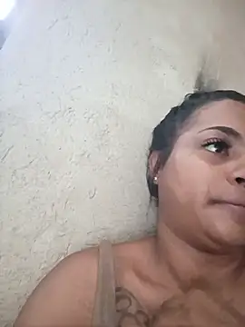 Giselabrunette25 online show from 05/18/26, 03:29