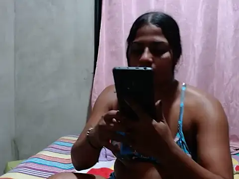 Giselabrunette25 online show from 05/22/26, 04:52