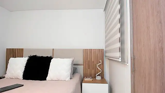 MalejaDiaz  online show from 03/30/26, 10:44