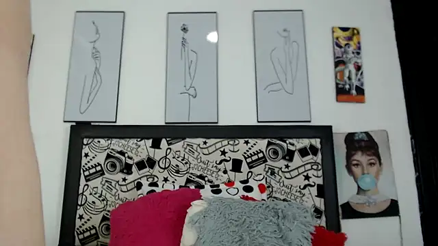 Rihana14 online show from 04/14/26, 07:42