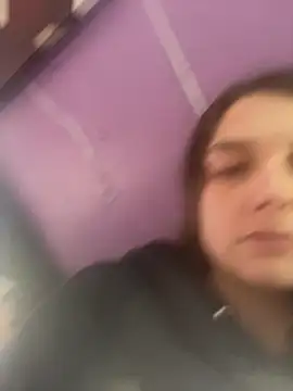 Snapshot of itzcheyduh chatting on 10/03/25, 03:53 itzcheyduh online show from 10/03/25, 03:53