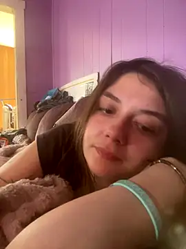 Snapshot of itzcheyduh chatting on 10/07/25, 02:47 itzcheyduh online show from 10/07/25, 02:47