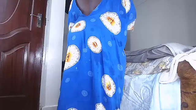shoshortyy online show from 07/12/26, 12:12