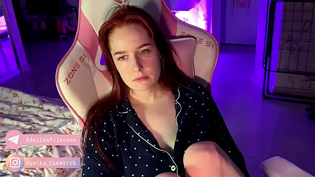 Snapshot of pearl_princess_ chatting on 12/14/24, 04:34 pearl princess online show from 12/14/24, 04:34