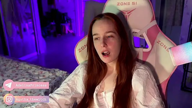 Snapshot of pearl_princess_ chatting on 02/07/25, 12:20 pearl princess online show from 02/07/25, 12:20