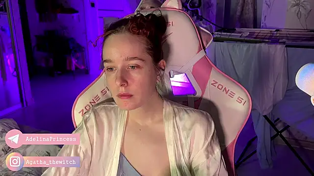 Snapshot of pearl_princess_ chatting on 02/22/25, 12:49 pearl princess online show from 02/22/25, 12:49