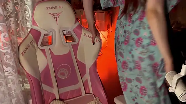 Snapshot of pearl_princess_ chatting on 09/26/25, 11:09 pearl princess online show from 09/26/25, 11:09