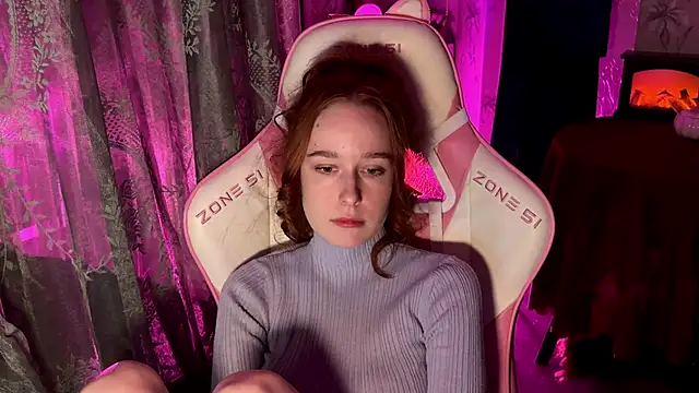 Snapshot of pearl_princess_ chatting on 10/17/25, 01:57 pearl princess online show from 10/17/25, 01:57