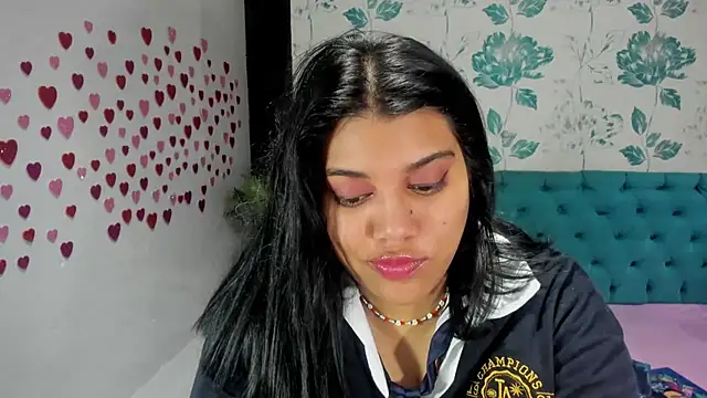 Snapshot of LindaBreeS chatting on 02/07/25, 04:46 LindaBreeS online show from 02/07/25, 04:46