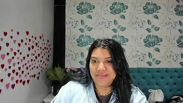 Snapshot of LindaBreeS chatting on 02/08/25, 01:54 LindaBreeS online show from 02/08/25, 01:54