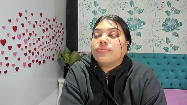 Snapshot of LindaBreeS chatting on 02/14/25, 07:54 LindaBreeS online show from 02/14/25, 07:54