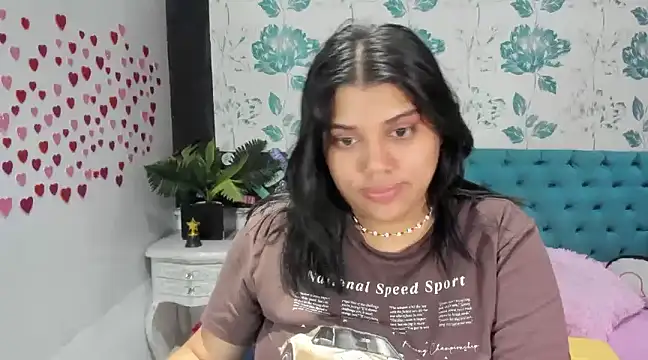 Snapshot of LindaBreeS chatting on 02/25/25, 07:58 LindaBreeS online show from 02/25/25, 07:58